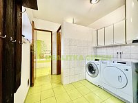 Prodej rodinného domu 4+1 v obci Ratiboř, okr. Vsetín, CP 555 m2 - IMG_6893.jpeg