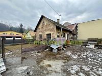 Prodej RD v obci Ratiboř, okr. Vsetín, CP 226 m2, k celkové rekonstrukci - IMG_7005.jpeg