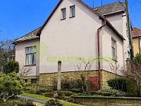 Prodej RD 3+1 Vsetín, ul. Podsedky, CP 565 m2 - ChatGPT Image 9. 2. 2026 22_09_41.jpg