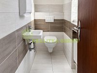 Pronájem kancelářských prostror Zlín, ul. Ševcovská, CP 110 m2 - ChatGPT Image 6. 3. 2026 21_27_36.jpg