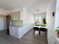 Pronájem kancelářských prostror Zlín, ul. Ševcovská, CP 110 m2 - ChatGPT Image 7. 3. 2026 07_44_35.jpg