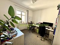 Pronájem kancelářských prostror Zlín, ul. Ševcovská, CP 110 m2 - IMG_3569.jpeg