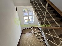 Pronájem kancelářských prostror Zlín, ul. Ševcovská, CP 110 m2 - IMG_3575.jpeg