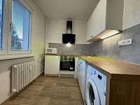 Pronájem bytu 2+1 Vsetín, ul. Luh, balkon, CP 53 m2