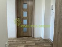 Pronájem bytu 1+1 Vsetín, ul. Jiráskova, 2 lodžie, CP 45 m2 - 30a008f4-b9e1-447e-8236-74f572639f18.JPG