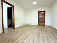 Pronájem bytu 3+1 Vsetín, ul. Ohrada, CP 72 m2 - 85272de6-747a-416b-973f-3fa2c49fd4c3.jpeg