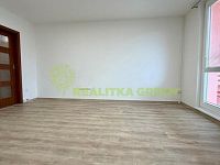 Pronájem bytu 3+1 Vsetín, ul. Ohrada, CP 72 m2 - db0e906e-31c4-4d67-ad7b-7775c861033e.jpeg