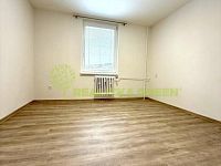 Pronájem bytu 3+1 Vsetín, ul. Ohrada, CP 72 m2 - e88cb7e0-3b4a-4870-889e-adde12de3983.jpeg