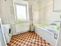 Pronájem rodinného domu v obci Loučka, okr. Vsetín, CP 216 m² - IMG_E1441.JPG