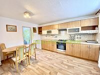 Pronájem rodinného domu v obci Loučka, okr. Vsetín, CP 216 m² - IMG_E1454.JPG