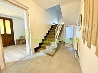 Pronájem rodinného domu v obci Loučka, okr. Vsetín, CP 216 m² - IMG_E1457.JPG