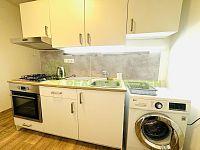 Pronájem bytu 1+1 Vsetín, ul. Luh, CP 40,4 m2, s balkonem - 88d7d2a4-14ec-4af0-9ef4-186fdb585abf.jpg