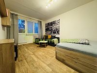 Pronájem bytu 1+1 Vsetín, ul. Luh, CP 40,4 m2, s balkonem - c1540861-6415-4023-b96c-23cf3dccd27d.jpg