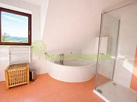 Pronájem RD 3+kk v obci Neubuz, okr. Zlín, CP 1351 m2 - 24FFAB82-E51C-46CC-8C17-25B8986A7E5D.jpg