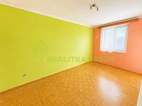 Prodej RD v obci Lipov, okr. Hodonín, CP 1716 m2 - 9D6E566D-1193-4BDD-8F9E-A359EEAEBFCA.jpeg