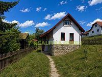 Prodej RD Raková, Zádveřice,okr. Zlín, CP 508 m2 - ChatGPT Image 1. 6. 2026 19_27_40.jpg
