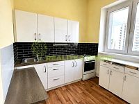 Prodej cihlového bytu 3+1 Zlín, ul. třída T. Bati, CP 76 m2 - 127E3351-22FB-44A3-A9FA-EDDE3EC6A2DD.jpg