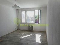 Prodej bytu 2+1 s balkonem ve Veselí nad Lužnicí – skvělá lokalita a nízké provozní náklady - DSCN0268 (15).JPG