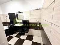 Pronájem bytu 3+1 Vsetín, ul. Bratří Hlaviců, CP 73 m2, se zasklenou lodžií - 5C61B6C5-08BF-486A-9CD4-97AAA2235AEA.jpg