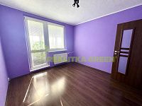 Pronájem bytu 3+1 Vsetín, ul. Bratří Hlaviců, CP 73 m2, se zasklenou lodžií - D598F956-9431-41CC-B975-029D34CEED39.jpeg