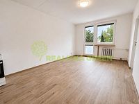 Pronájem bytu 1+1, Valašské Meziříčí, ul. Sokolská, CP 41m2 s lodžií - 2.jpg