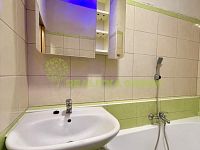 Prodej bytu 2+1 Vsetín, ul. Br. Hlaviců, CP 43 m2, lodžie - fdbfaf5f-c9d4-46f3-af25-917393cb458c.jpeg