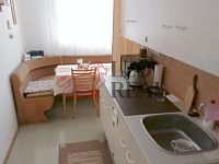 Prodej bytu 2+1 s balkonem - a3.jpg