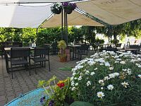 Dům s vůní kávy, životem a investičním potenciálem – Uherské Hradiště - 2a2372c2-15fd-43cd-8101-c192f57b167b.jpg