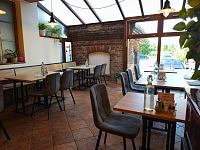 Dům s vůní kávy, životem a investičním potenciálem – Uherské Hradiště - 336eb7e0-288a-4651-b311-61a3ec0cd6e5.jpg