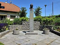 Prodej chaty 3+1, 48 m2 na pozemku 588 m2, Hrusice - 20250613_125135.jpg