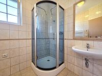 Prodej RD 6+kk 213 m2, na pozemku 287 m2 - 20250702_173920.jpg