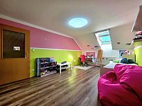 Prodej RD 6+kk 213 m2, na pozemku 287 m2 - 20250702_175734.jpg