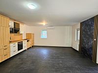 Prodej bezbariérového domu 4+kk v Uherském Hradišti – Jarošově - 4e800b9a-1663-41d8-8d0d-225c7c8de8f2.jpg