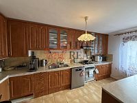 Prodej rodinného domu 200 m2 pozemek 673 m2 - IMG_5891.jpeg