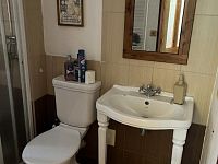 Nabízíme k prodeji rodinný dům v obci Černčice - IMG_9304.JPG