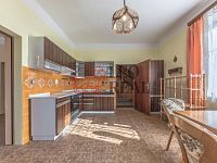 Prodej RD o dvou bytových jednotkách, Rovensko pod Troskami - WE6A9012-HDR.jpg