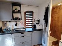 Prodej pěkné rekreační chaty 27m2 s koupelnou a terasou, Staré Splavy, Máchovo jezero - Img_03.jpg