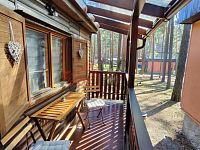 Prodej pěkné rekreační chaty 27m2 s koupelnou a terasou, Staré Splavy, Máchovo jezero - Img_04.jpg