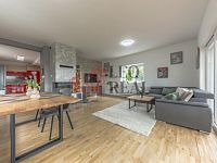 Prodej rodinného domu, garáž, bazén - Horní Slivno, okr. Mladá Boleslav - WE6A0013-HDR.jpg