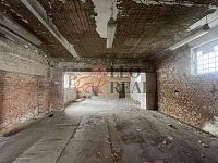 Pronájem garáže/skladu v ulici Pasteurova - IMG_5444.jpg