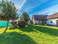 Rodinný dům se zahradou, Slivínko (okr. Mladá Boleslav) - WE6A1009-HDR.jpg