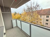 Pronájem bytu 2+1 s balkonem - 1000025556.jpg