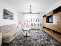 Hrabětice, RD 2+1, CP 1099m2, zahrada, stavební pozemek - ChatGPT Image 25. 9. 2025 21_05_44.jpg