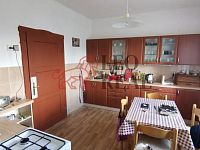 Rodinný dům v klidné oblasti - 20773986.jpg