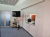 Prestižní kancelář na TOP adrese v centru Nového Jičína (n391) - 20251111_091407.jpg