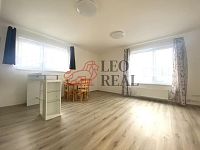 Pronájem bytu 1+kk, 35 m2, novostavba, Oddechová, Praha 5 - Lipence - IMG_8512.jpeg