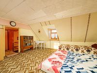 Prodej chalupy (4+1) v Osečné – pod Ještědem, s garáží a zahradou - 2025-11-13-14-37-14-CZ8_0312.jpg