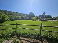 Prodej stavebního pozemku v Halenkovicích – 1 483 m² - zahrada.jpg