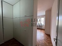 Prodej bytu 3+kk, 78m², balkon, 5.p., Praha 7 - 12.jpg
