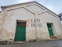 Pronájem prostor s nájezdovou rampou (garáž, sklad, výrobna, dílna, provozovna, atp.) cca 70 m²